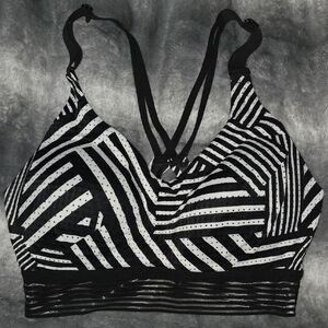 Victorias Secret Lightweight Sports Bra 34D
